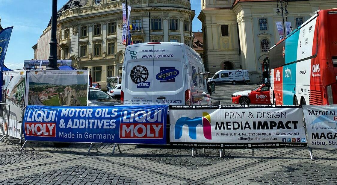 Autocolante personalizate pentru Turul Ciclist al României, desfășurat în Sibiu.